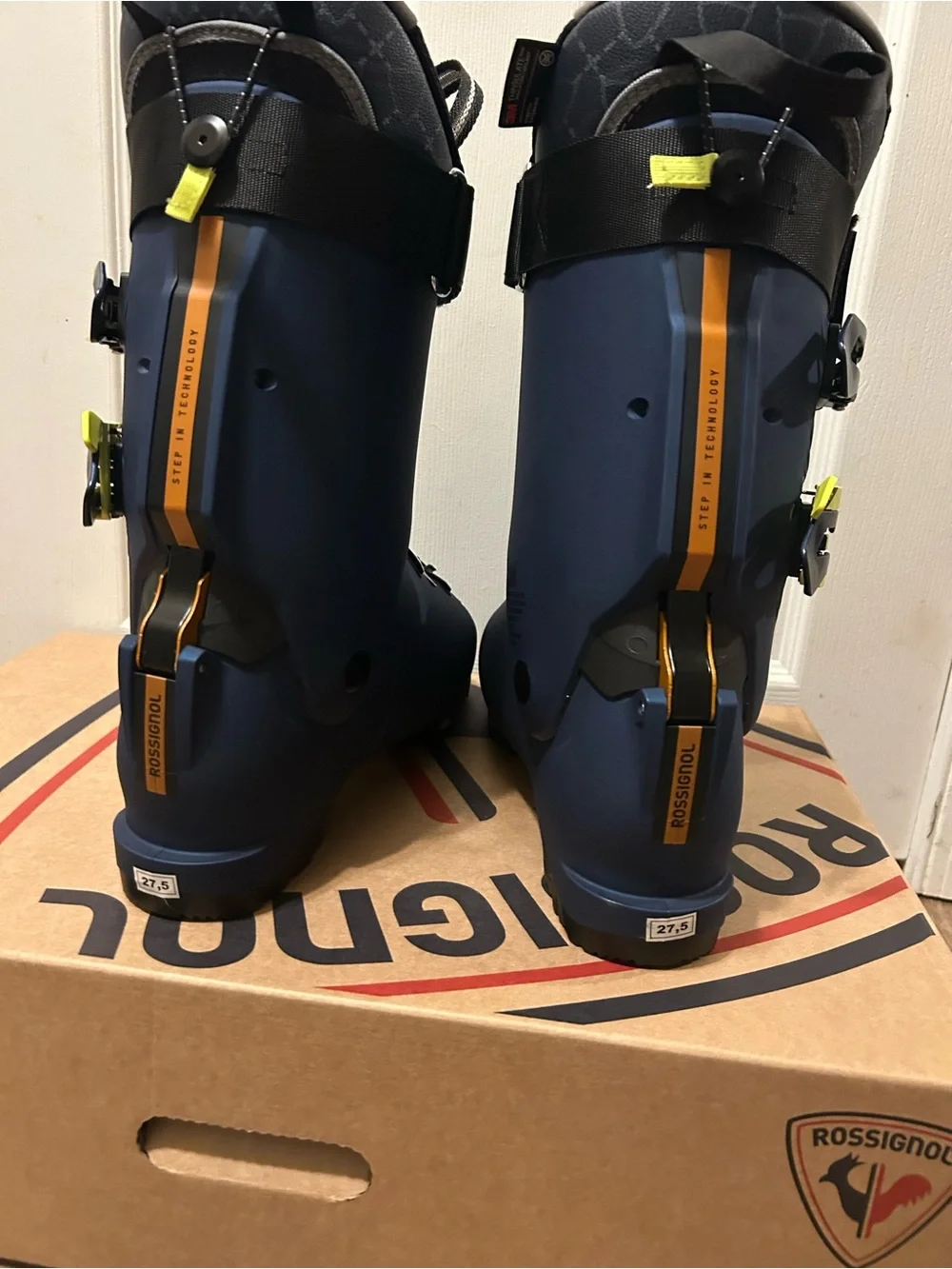 Rossignol Vizion 4B 120 MV GW Mens Size 27.5 Ski Boots NEW 25/26